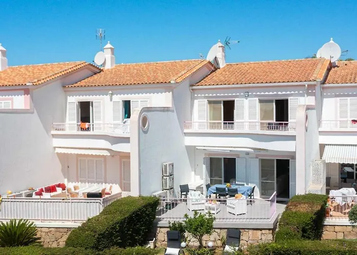 Casa vacanze V3 Olhos Dágua Com Piscina Ac Wifi 800m Olhos de Agua (Albufeira)