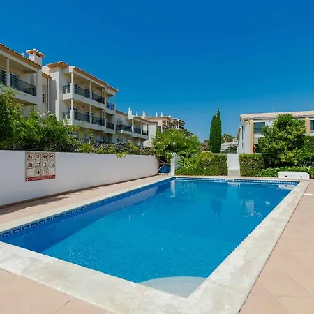 V3 Olhos Dagua Com Piscina Ac Wifi 800m Casa de Férias Olhos de Agua (Albufeira)