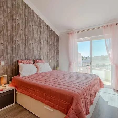 Casa de Férias V3 Olhos Dagua Com Piscina Ac Wifi 800m Olhos de Agua (Albufeira)