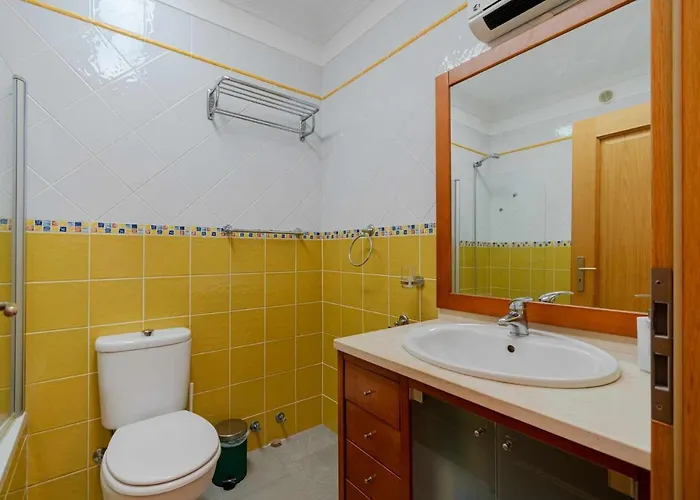 Σπίτι διακοπών V3 Olhos Dagua Com Piscina Ac Wifi 800m *